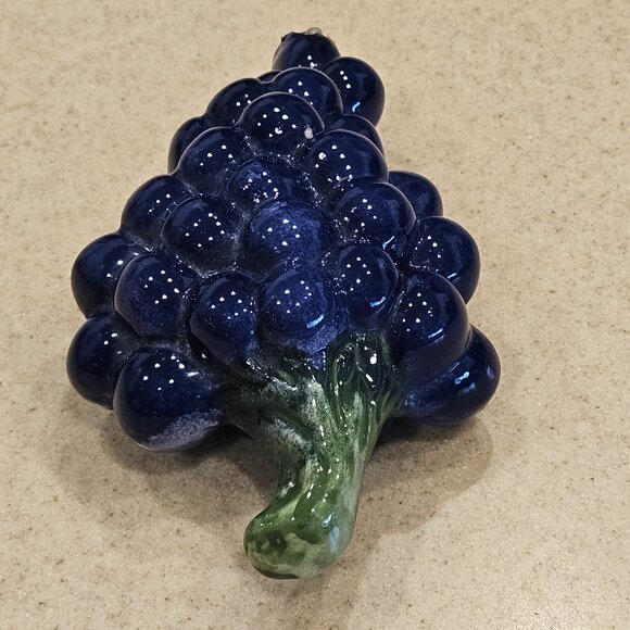 VINTAGE HANDPAINTED CERAMIC GRAPES MAJOLICA DECOR DISPLAY ART FRUIT VIETRI ITALY - Picture 3 of 8